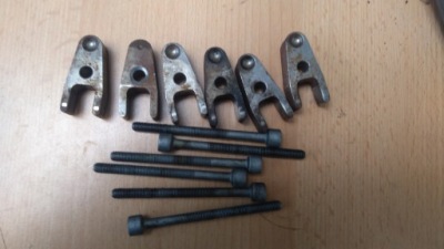 Крепления форсунок do jeep g. cherokee wk 3.0 фото №1