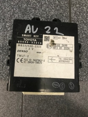 Toyota auris l 06-12 модуль smart key 89990-02010 фото №1