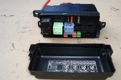 Коробка запобіжників mini countryman s 2.0d sd фото №1