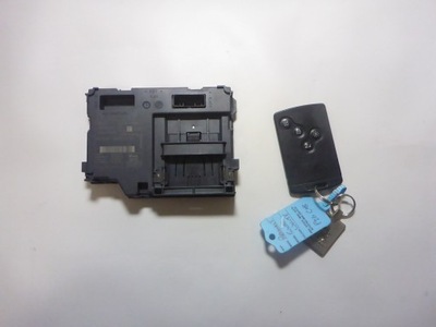 Считыватель карты карта renault clio iv 13- фото №1