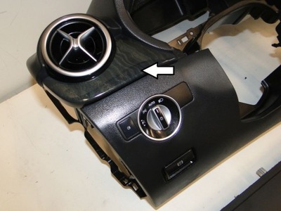 Mercedes b klasa w246 lift drewno w консоль левая фото №1