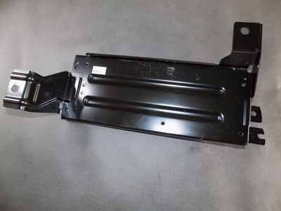 Vw touareg iii кронштейн захист 4m0915524j фото №1