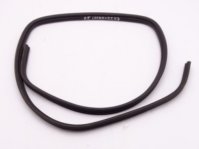 Jeep cherokee kj 01-08 прокладка дверь правый задняя фото №1