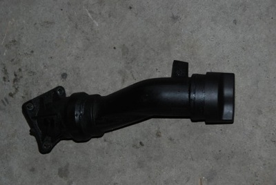 Mercedes a w169 1.5b заливна горловина оливи фото №1