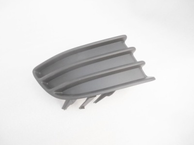 Toyota land cruiser заглушка бампера оригінал фото №1