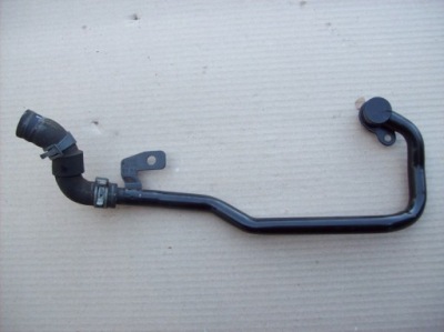 Vw skoda трубка патрубок води 04l121065a clh 1.6tdi фото №1