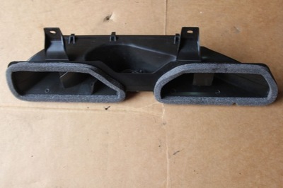 Воздухозаборник канал вентиляции vw atlas 3cn819063 фото №1