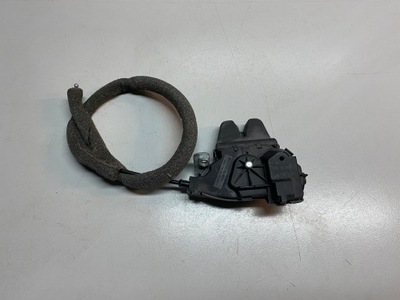 Mercedes w204 замок кришки задня задній a2047500085 фото №1