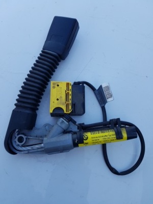 Bmw x3 e83 натягувач ременів правий 33027346 фото №1