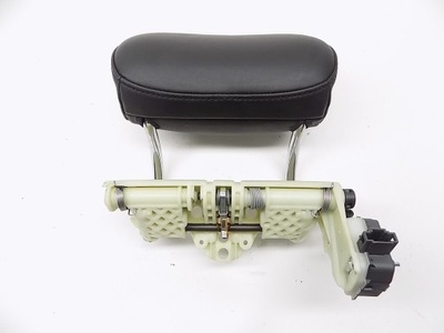 Підголівник - mercedes cls w219 04-10 фото №1