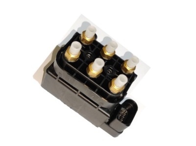 Jeep grand cherokee wk2 распределитель компрессор a фото №1