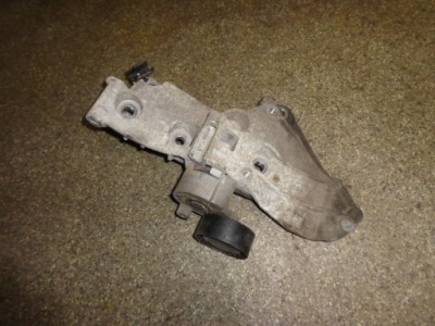 Clio 3 modus 3 1.6 кронштейн двигателя генератора фото №1