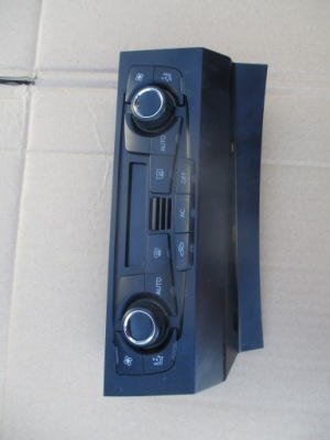 Audi a4 a5 панель обдув кондиціонера 8t2820043af фото №1