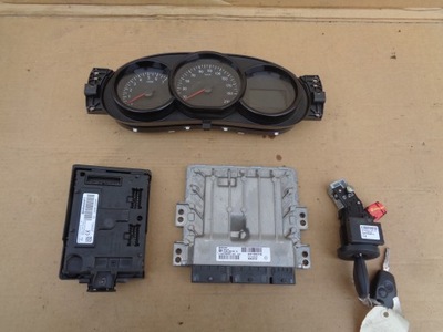 Бортовий комп'ютер набір стартовий dacia dokker 1.2 tce 13r фото №1