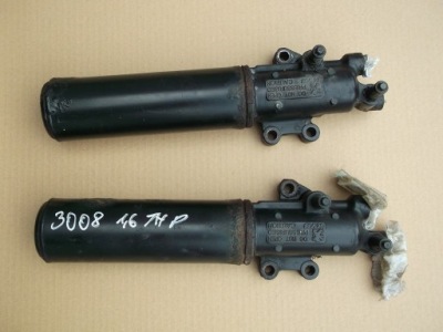 Peugeot 3008 бак масла амортизаторов задняя фото №1