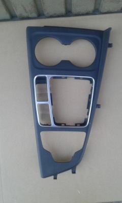 Рамка тунель середній do audi a4 8w1 фото №1