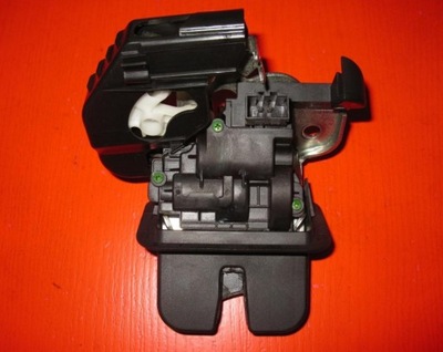 Замок крышки задняя audi a5 8t8 8k9 sportback фото №1