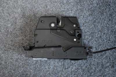 Замок крышки задняя bmw 3 4 m3 m4 f30 f32 f80 f82 фото №1