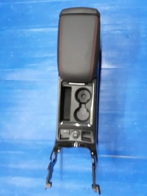 Kuga mk2 подлокотник кожа st line !! 18r ! фото №1