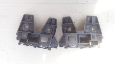 Напрямна бампера задня 3g0807483,484 vw passat b8 фото №1