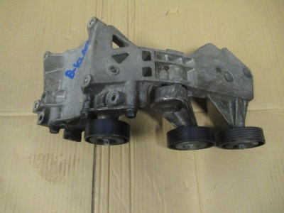 Mercedes b klasa ролик кронштейн генератора a640200337 фото №1