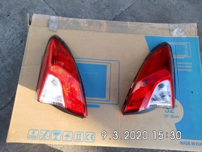 Toyota c-hr лампи задня ліва i права фото №1