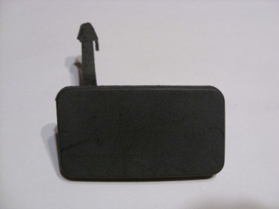 Renault clio 2 заглушка бампера задняя 7700410763 фото №1