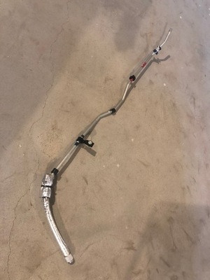 Chevrolet camaro 2016 16+ шланг радиатор фото №1