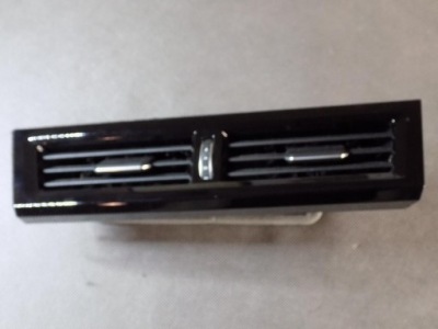 Vw touareg iii решітка обдув 761858417 фото №1