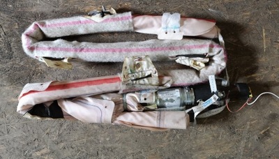 Шторка безопасности правая jeep grand cherokee wk2 p05108020ad фото №1