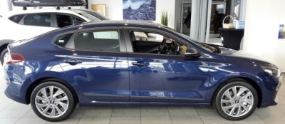 Накладки дверные боковой na дверь hyundai i30 fastback фото №1