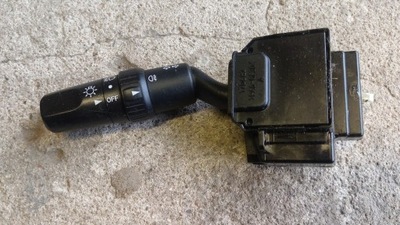 Mazda 5 05-10 перемикач світло фото №1