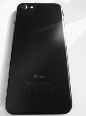 iPhone 7 32GB black