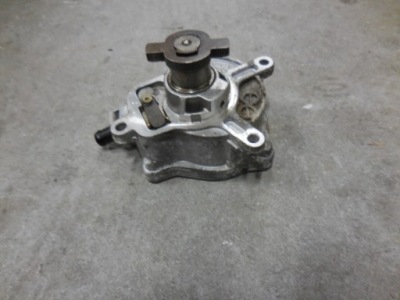 Volkswagen оригинальный номер 07k145100c насос вакуум вакуум вакуум фото №1