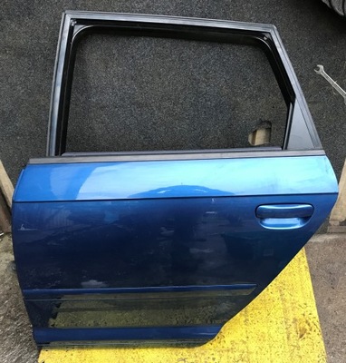 Audi a3 sportback 5d 8p двері повний лівий задня фото №1