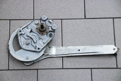 Bmw e36 подъемник стекло правый задняя 8119772 фото №1