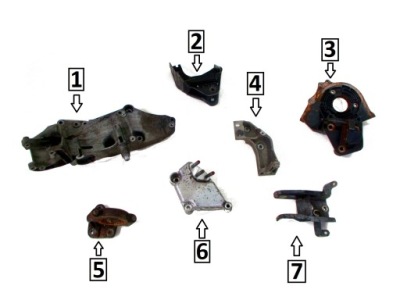 Mitsubishi space star 1.9 di-d кронштейн двигателя фото №1