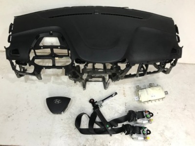 Hyundai i10 i 10 панель приладів консоль подушка безпеки подушки безпеки ремені оригінал демонтаж фото №1