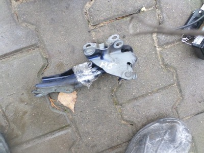 Mazda 5 05-10 петли капот комплект r+l фото №1