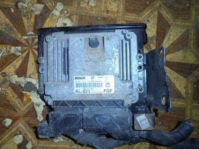 Opel бортовий комп'ютер 0281012122 фото №1