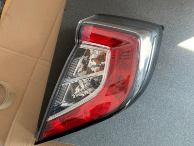 Honda civic x 17- hb задняя правая лампа фото №1