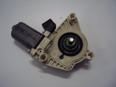 Моторчик стекло mercedes-benz оригинальный номер a2218203042 фото №1