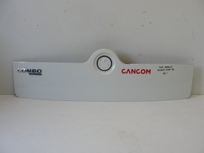 Накладка крышки задняя fiat doblo ii 735470340 фото №1