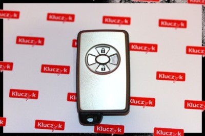Ключ toyota auris кодування ключ keyless фото №1