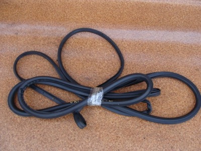 Chevrolet orlando 11r прокладка двері задня лівий фото №1