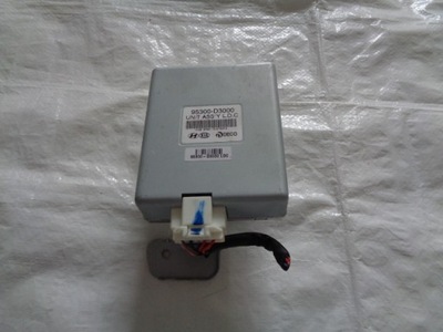 Tucson ii 15- модуль блок управления 95300-d3000 фото №1