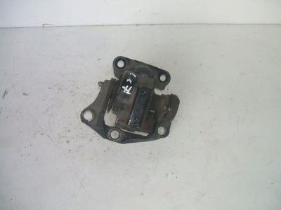 Mazda cx7 2.2d кронштейн подушка коробки передач фото №1