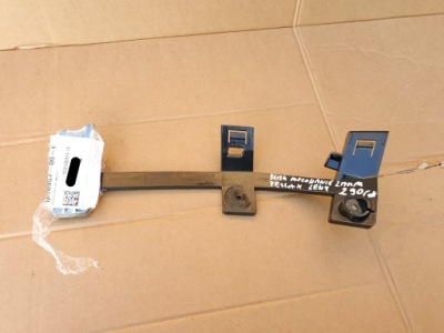 Tesla x напрямна кронштейн лампи ліва 1046957-00-f фото №1