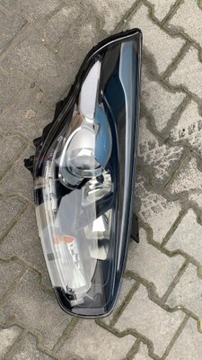 Kia carens 2012- лампа ксенон правый фото №1