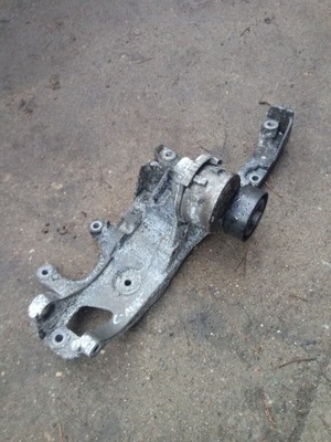 Кронштейн основание генератора ford c-max mk2 2.0 tdci фото №1